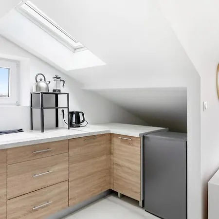 Tres Jolie & Frais Avec Ventilateur, Parking Prive Gratuit, Centre *