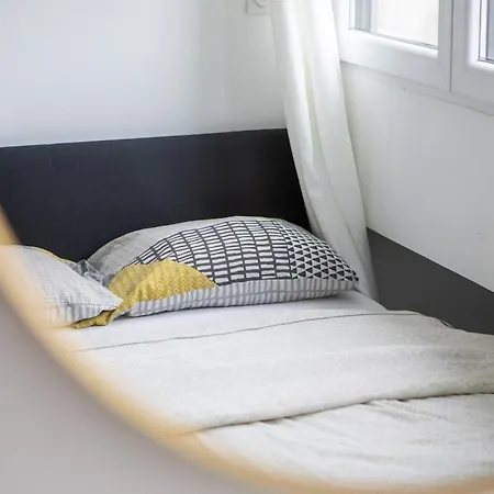 Tres Jolie & Frais Avec Ventilateur, Parking Prive Gratuit, Centre Mülhausen